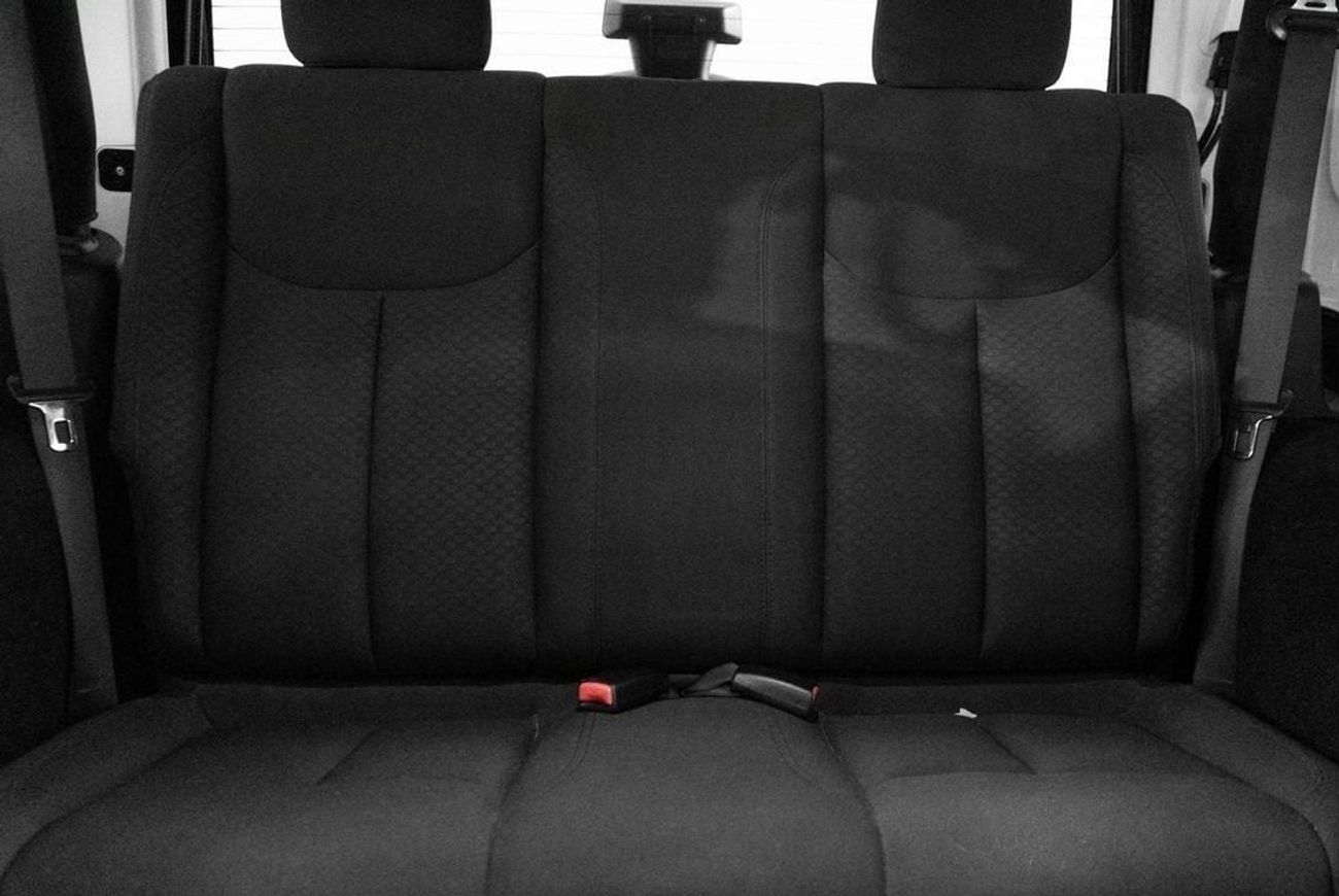 Jeep Wrangler Sport S 3.6L A/T