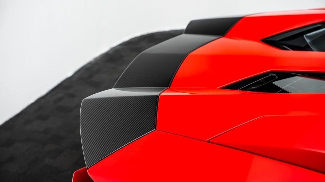 Lamborghini Aventador S Roadster - 2021 - GCC