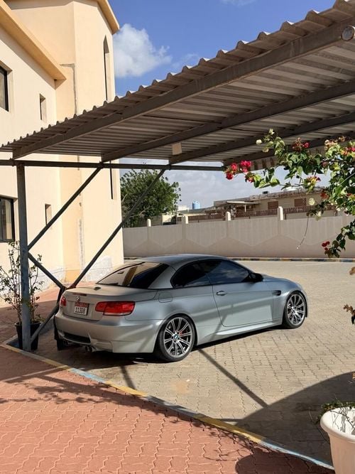 BMW M3 2008 BMW M3 (E93) v8 Convertible | Rare Single Hump 6-Speed Manual​