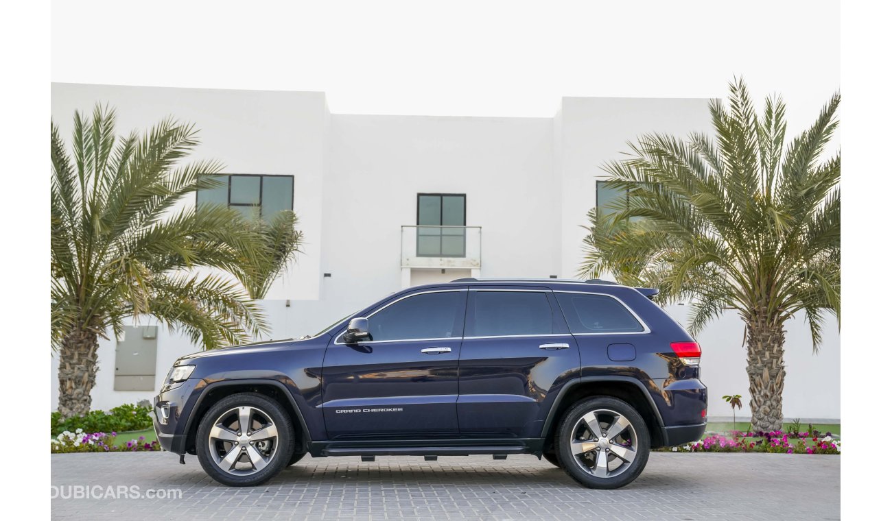 جيب جراند شيروكي Limited V8 - Fully Loaded! - Spectacular Condition! - AED 1,351 PM! - 0% DP