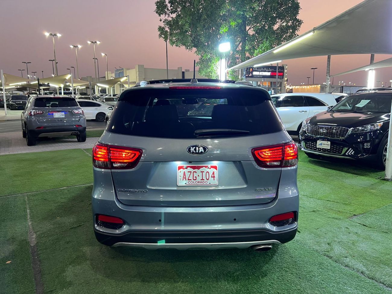 كيا سورينتو Base 3.3L AWD