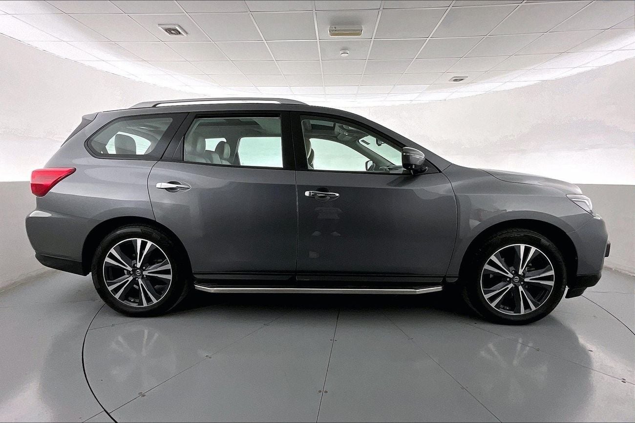 نيسان باثفايندر SL | سنة ضمان مجانية | نسبة التمويل 1.99% | خالية من أضرار الفيضانات