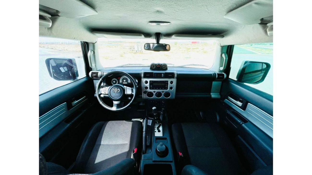 تويوتا إف جي كروزر