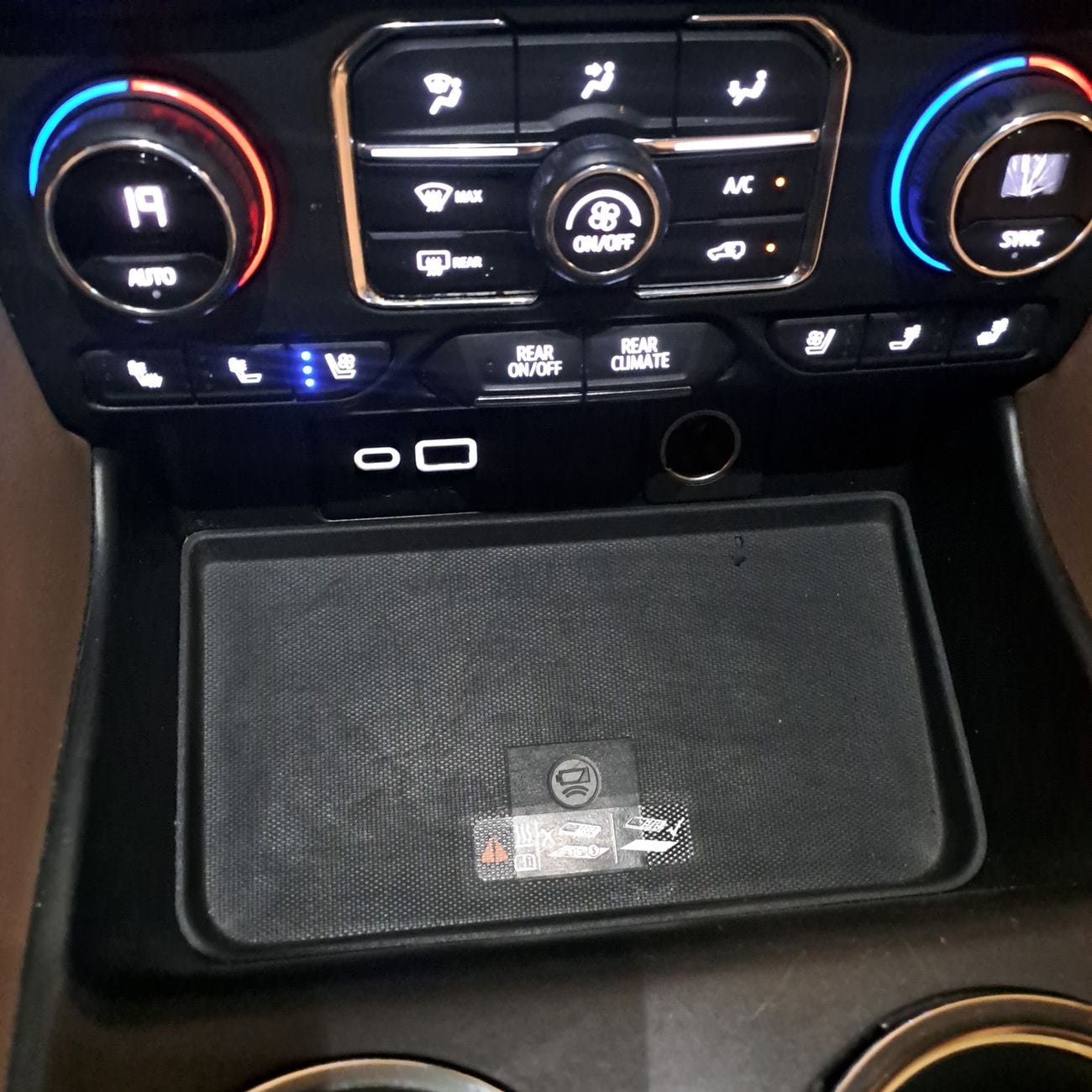 Chevrolet Tahoe PREMIER