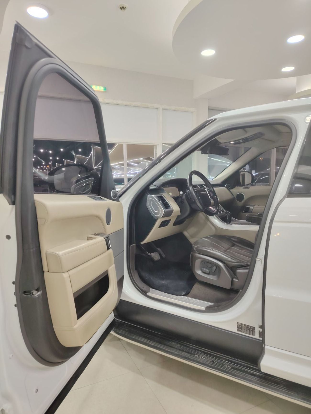 لاند روفر رينج روفر سبورت Supercharged 5.0L