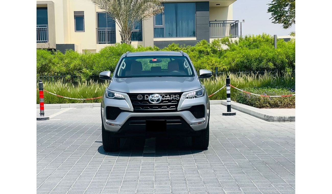 Toyota Fortuner EXR || FSH || Warranty until 2024 || 7 seater || GCC || 0% DP || Pristine Condition
