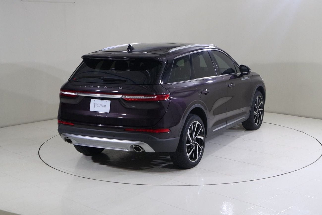 Lincoln Corsair RESERVE II COR423/AL TAYER MOTORS/AL QOUZ SHOWROOM