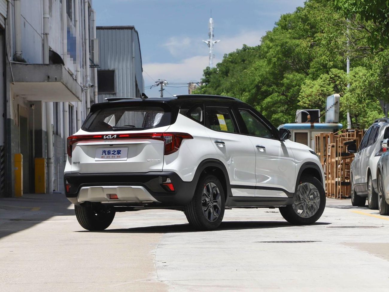 كيا سيلتوس Std 1.6L (123 HP)