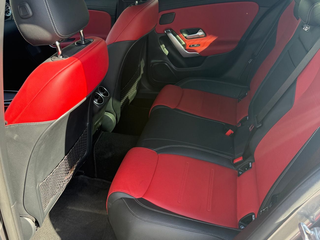Mercedes-Benz A 200 premium 1.3L