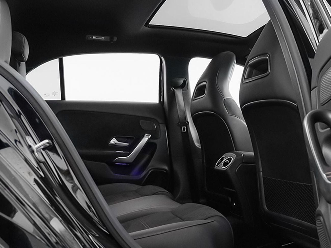 مرسيدس بنز A 200 AMG 2024 Mercedes Benz A200 AMG / Mercedes Warranty & Service Pack