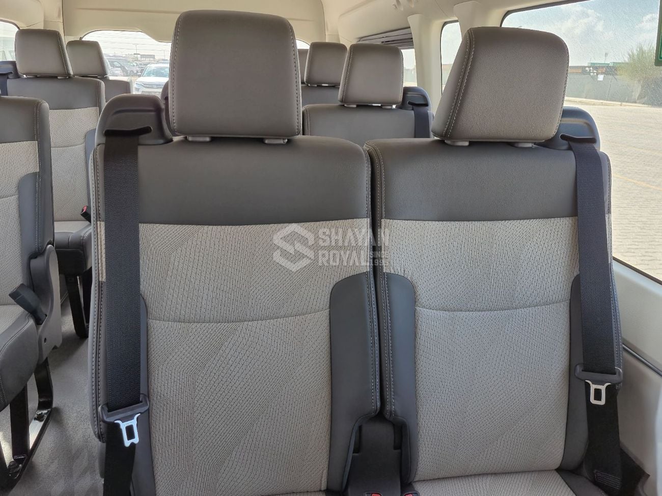 تويوتا هاياس GL 3.5L PETROL V6 GL AT 13-SEATS RWD 2026MY