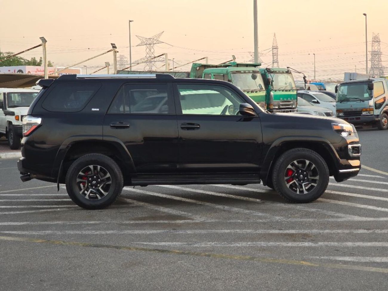 تويوتا Runner4 2022 Model 4x4 , Push button and leather seats