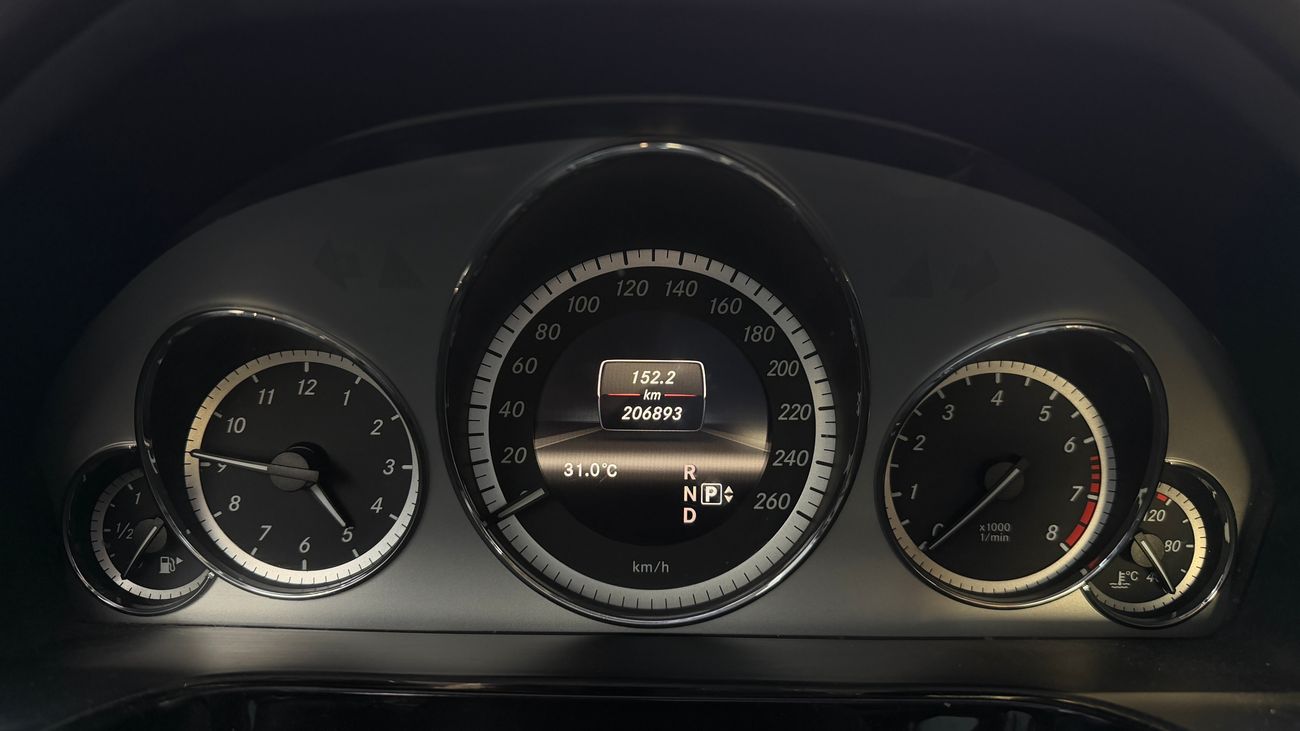 مرسيدس بنز E300