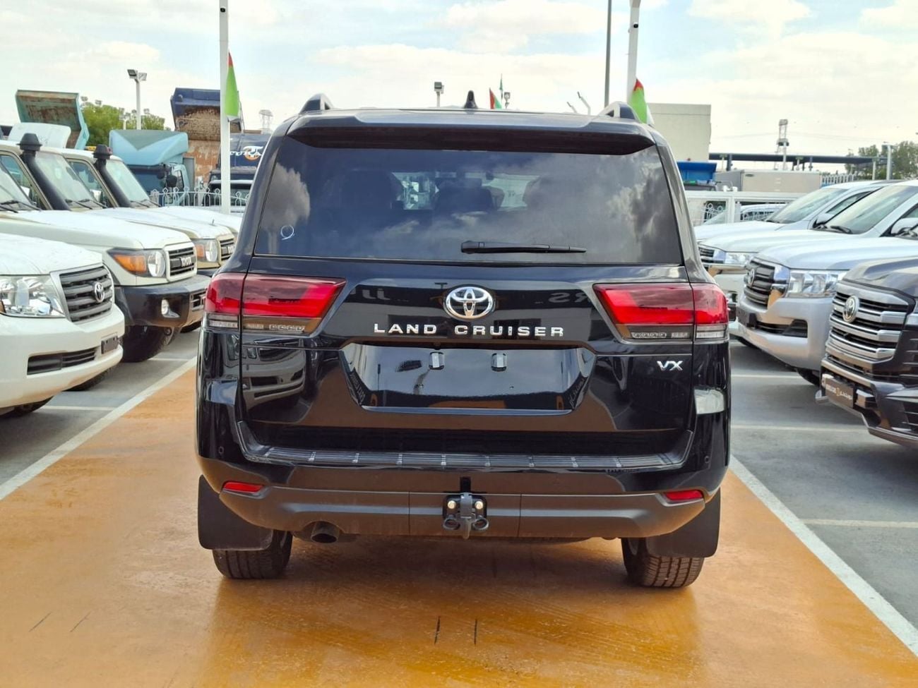 تويوتا لاند كروزر Toyota Land Cruiser VX 3.5L 2025 BLACK