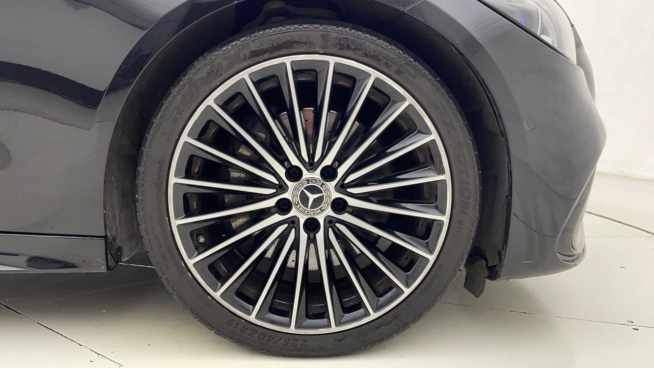 مرسيدس بنز C 200 2024 AMG PREMIUM | AED 2393/Month | 0 DP | 30 Day Return | Warranty