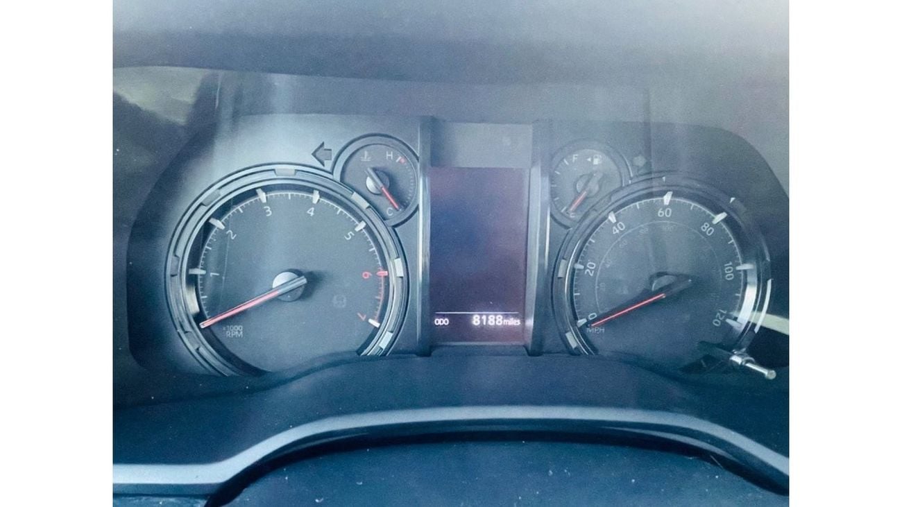 تويوتا Runner4 4x4 push start sunroof