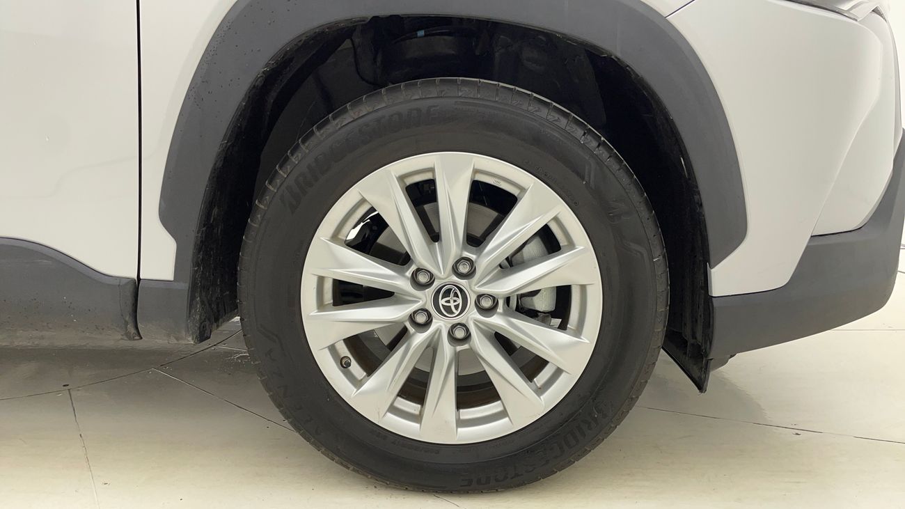 Toyota Corolla Cross GLI 1.8 | Zero Down Payment | Home Test Drive