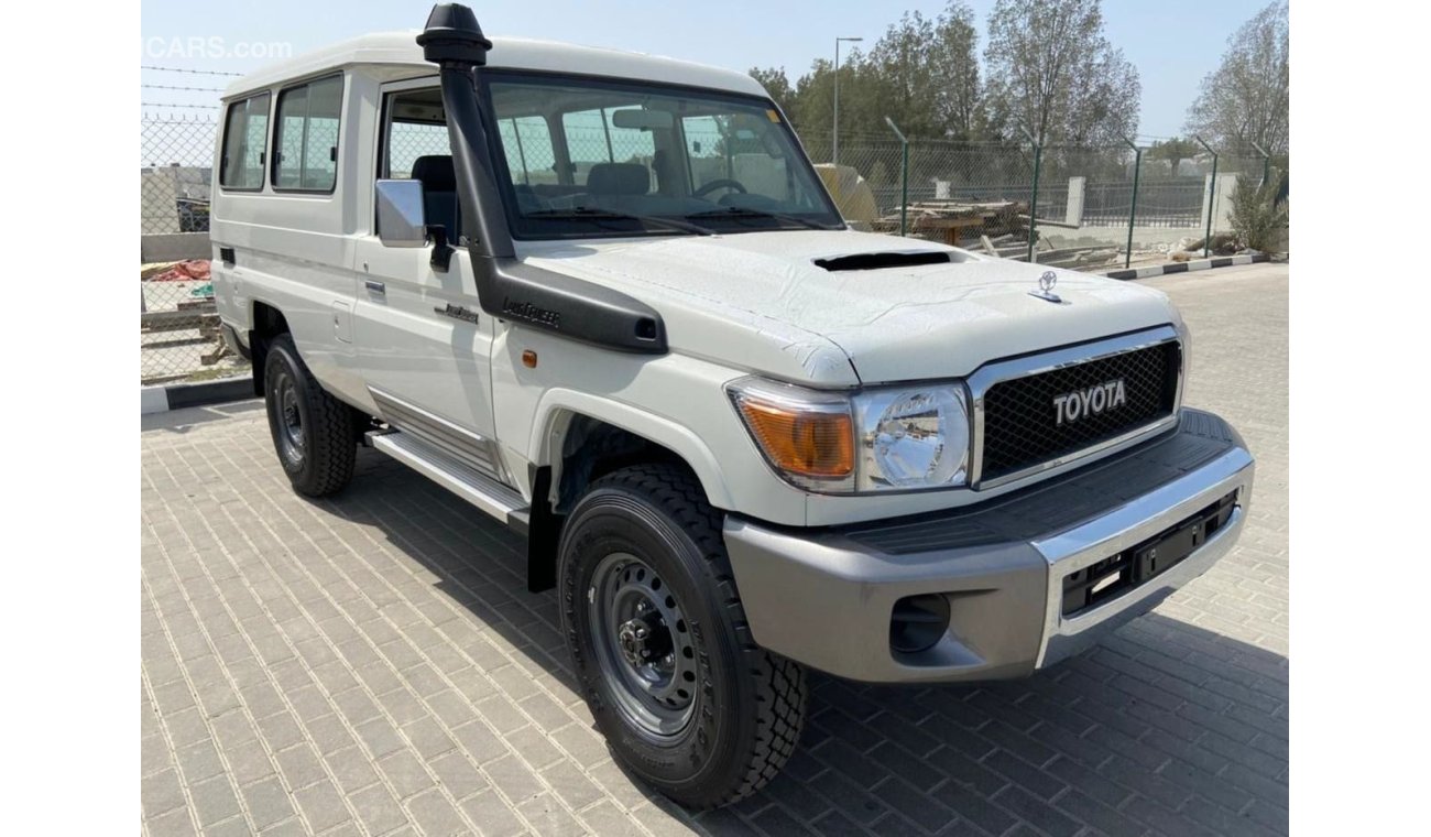 New Toyota Land Cruiser Hard Top HARDTOP DSL 3 DOOR VDJ78 WO PWR WINDOWS. 2 FUEL TANK 2021 for