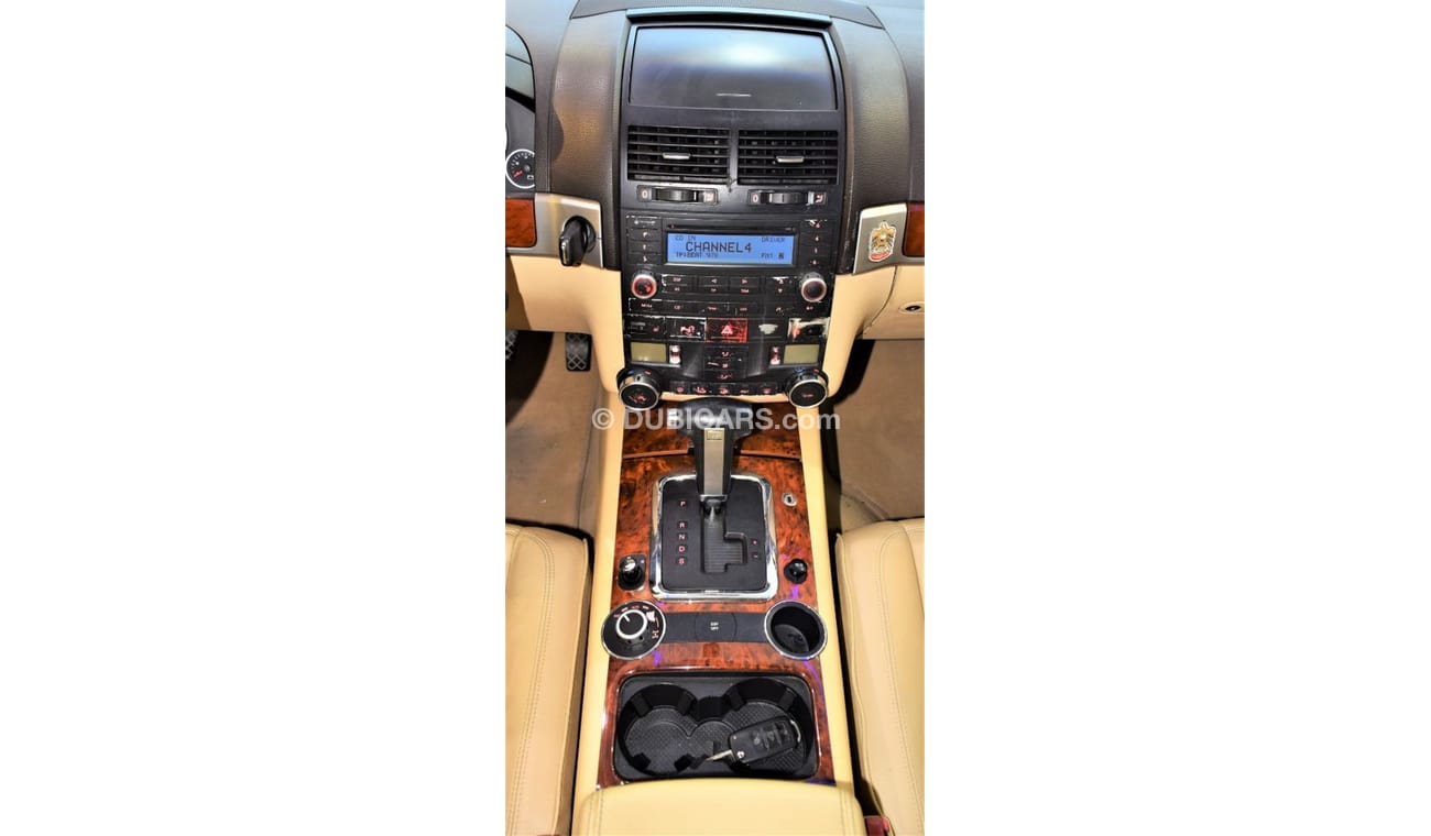 Volkswagen Touareg AMAZING Volkswagen Touareg 2006 Model!! in White Color! GCC Specs
