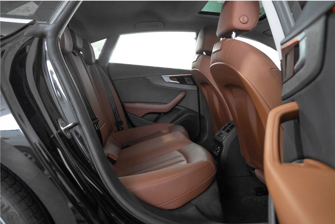 Audi A5 45 TFSI quattro S-Line 2.0L