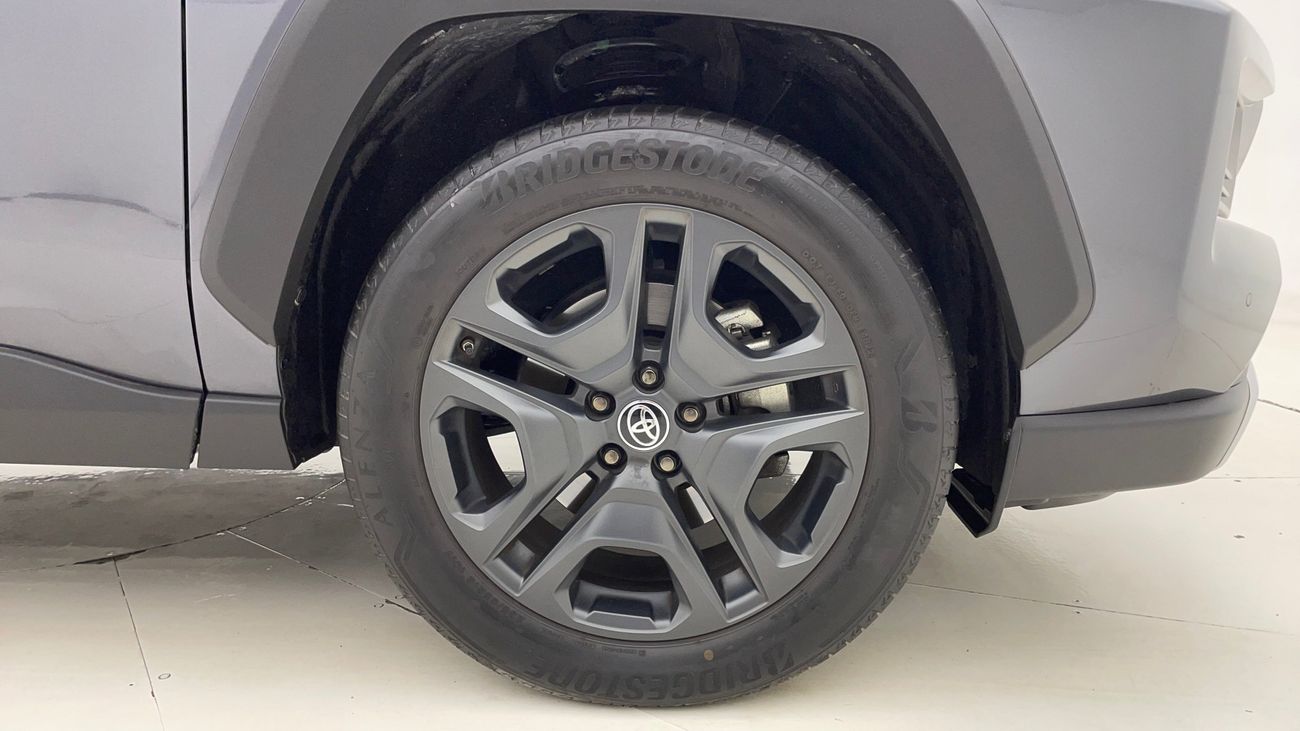 Toyota RAV4 ADVENTURE 2.5 | Zero Down Payment | Home Test Drive