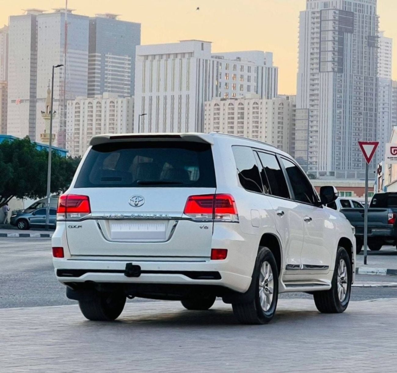 تويوتا لاند كروزر GXR1 4.5L Toyota landcuriser GXR V8 Diesel 2017