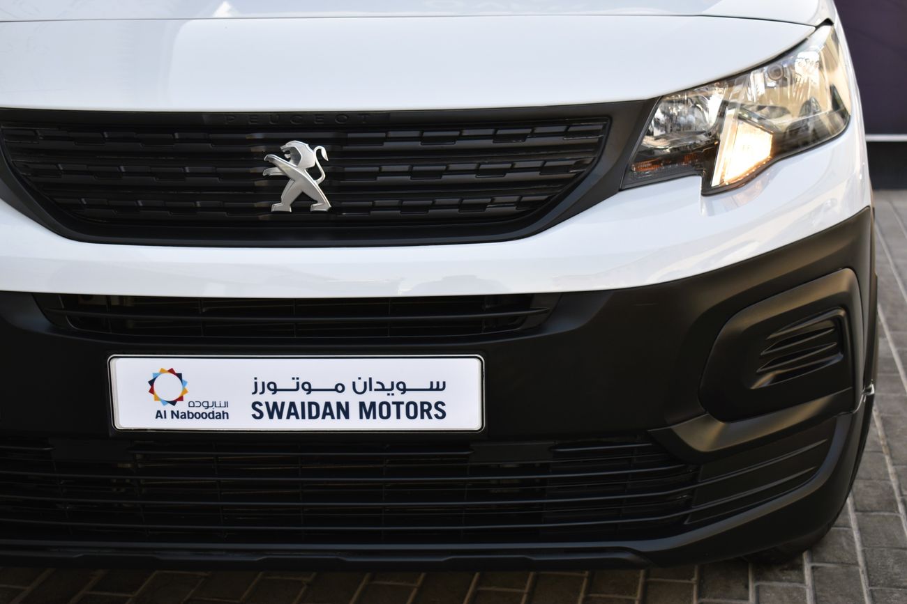 Peugeot Rifter AED 929 PM | 1.6L MT LG 2023 GCC AGENCY WARRANTY UP TO 2028 OR 100K KM