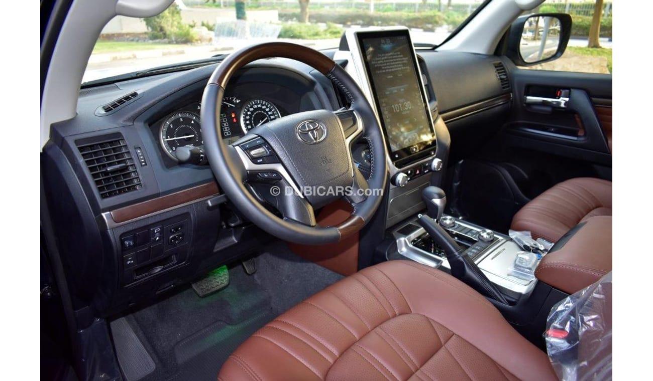 Toyota Land Cruiser 200 GXR 4.5L V8 DIESEL PLATINUM EDITION