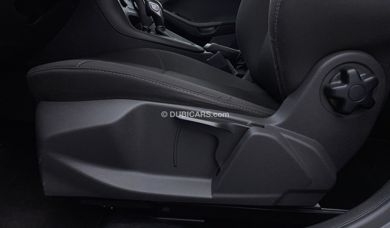 Ford Focus TREND 1.6 | Zero Down Payment | Free Home Test Drive