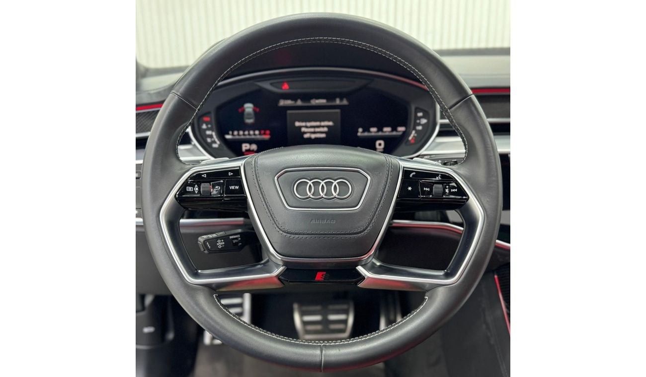 Audi S8 TFSI quattro 4.0L