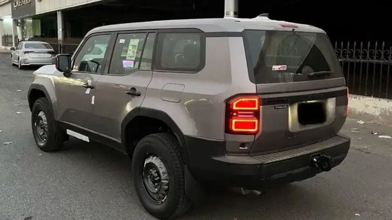 Toyota Prado 2.4L PETROL 2024 GCC
