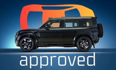 لاند روفر ديفندر Special Offer | AED 5,255 PM | 22in Wheels, LED Lightbar |