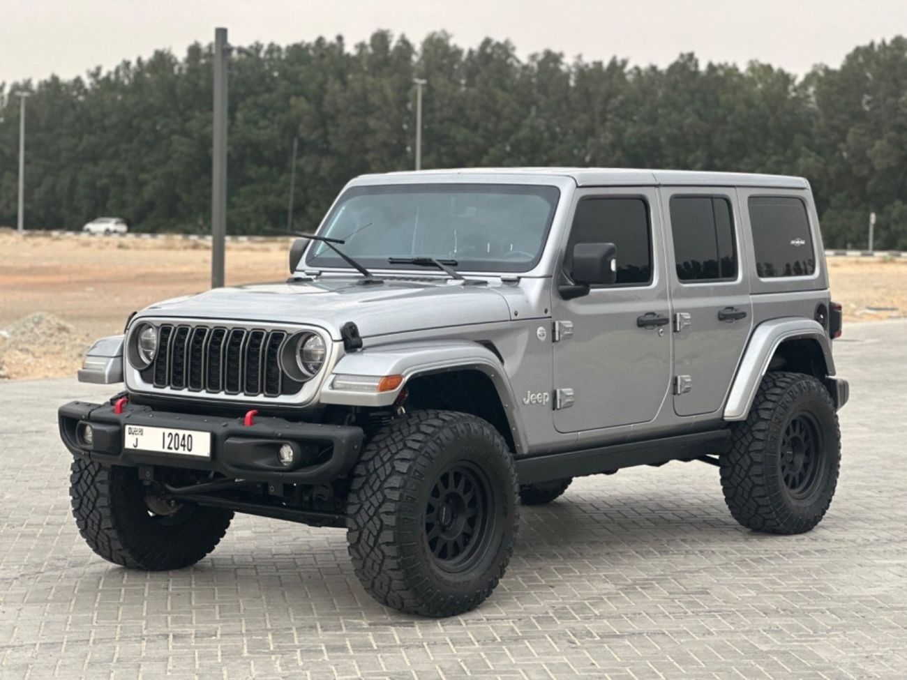 جيب رانجلر MODEL 2021 GCC CAR PERFECT CONDITION INSIDE AND OUTSIDE