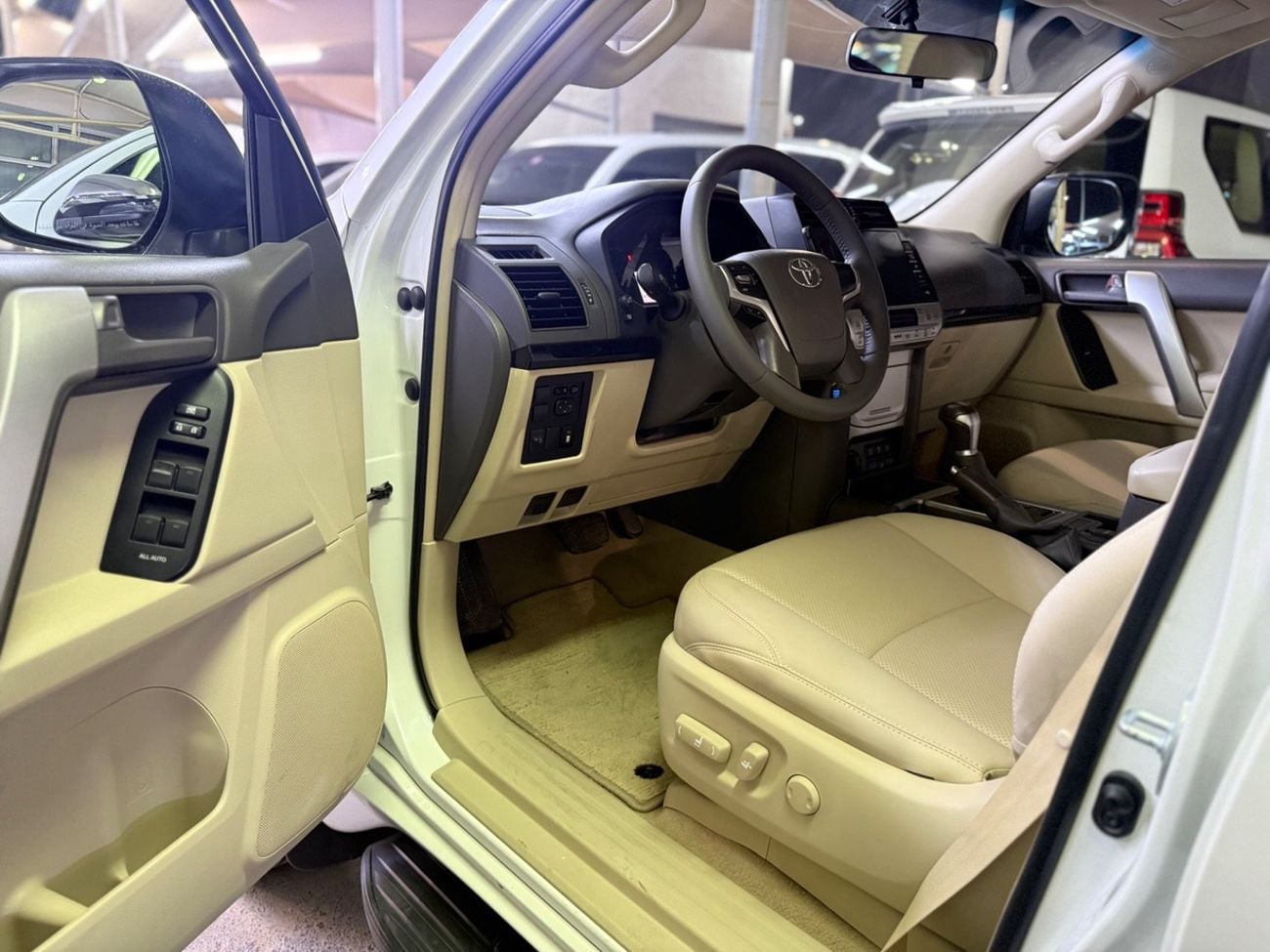 Toyota Prado GXR 4.0L 4WD