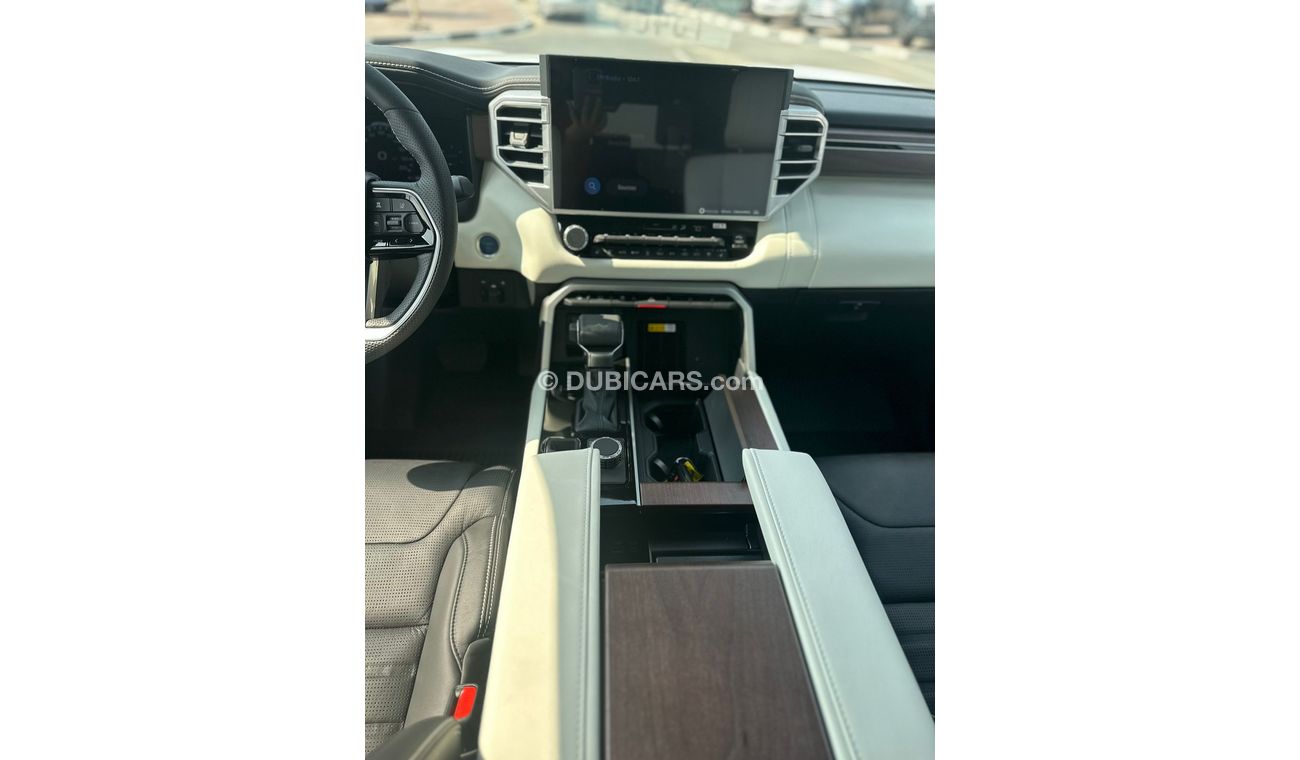 Toyota Sequoia capstone