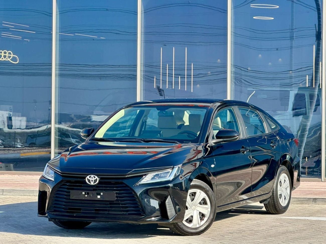 Toyota Yaris 1.5L E 635-Monthly l GCC l Camera, GPS l Accident Free
