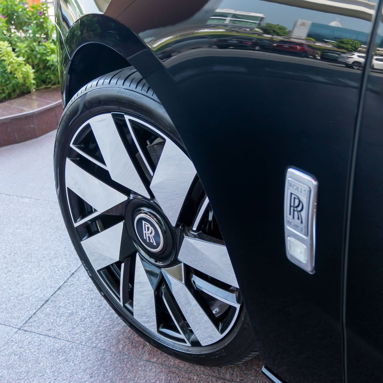 Rolls-Royce Cullinan 2024 ROLLS ROYCE CULLINAN BLACK BADGE DONE ONLY 6000KM