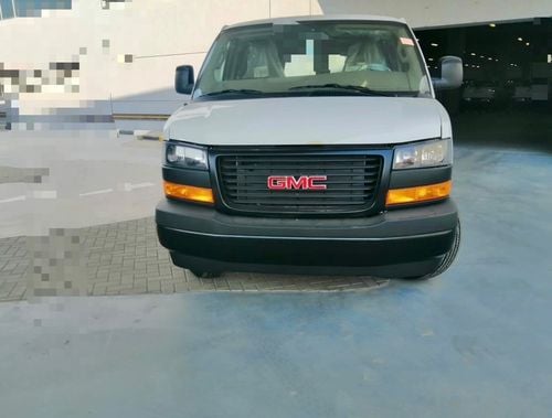 GMC Savana Van