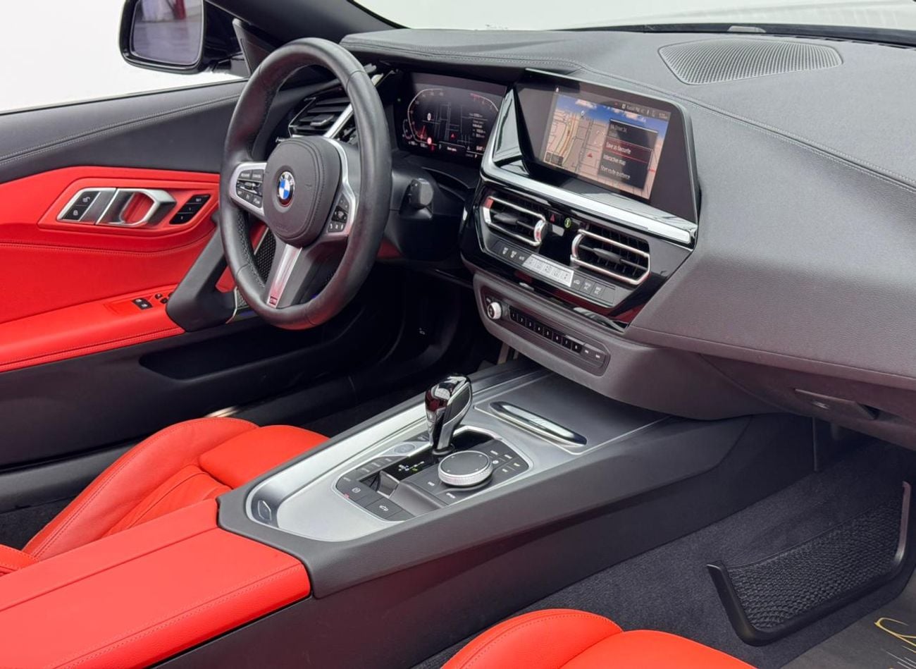 بي أم دبليو Z4 sDrive 30i 2.0L 2024 BMW Z4 sDrive30i, BMW Warranty+Service Contract+Full Service History, GCC