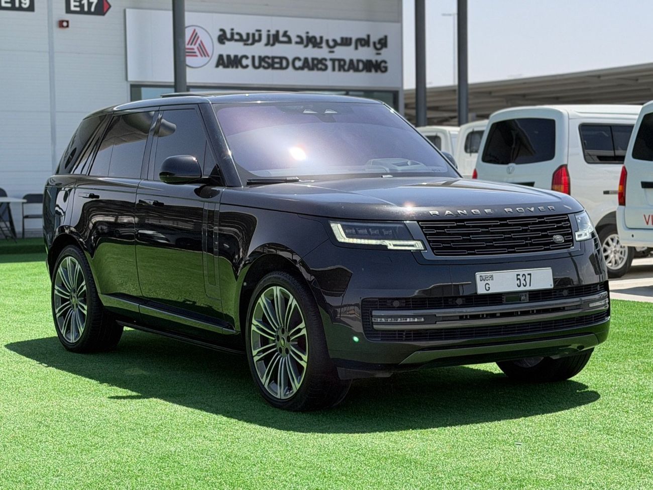 Land Rover Range Rover HSE P530 4.4L Range Rover HSE / 2022 / GCC / Under Warranty / Original Paint / 69,000KM