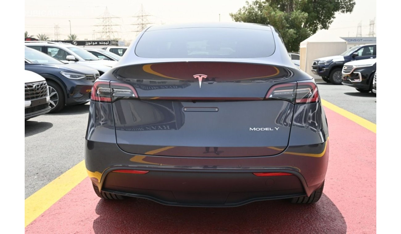 تيسلا موديل Y Tesla Model Y 2022 سيارة كهربائية بالكامل ، طيار آلي ، كاميرا 360 ، رمادي ، 19 بوصة سبيكة