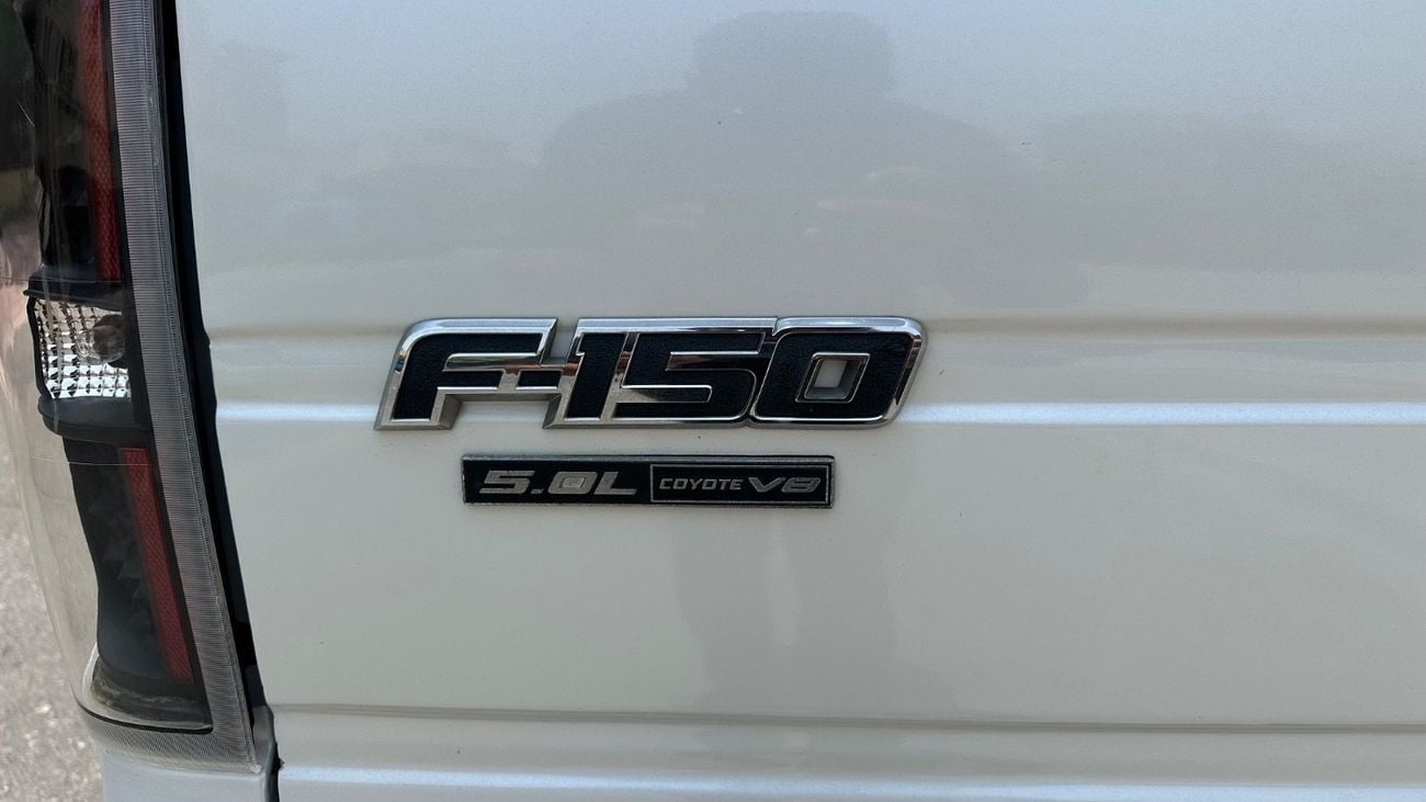 Ford F-150 XLT CREW CAB