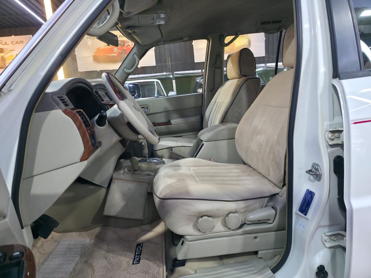 Nissan Patrol Safari Safari 4.8L A/T