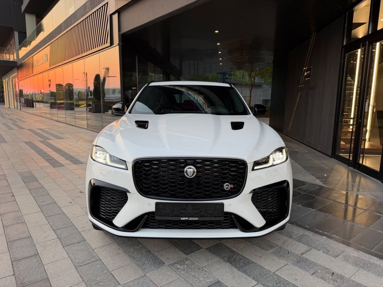 جاكوار F بيس SVR | 2024 | Brand New | GCC Specs | AlTayer warranty till 2031