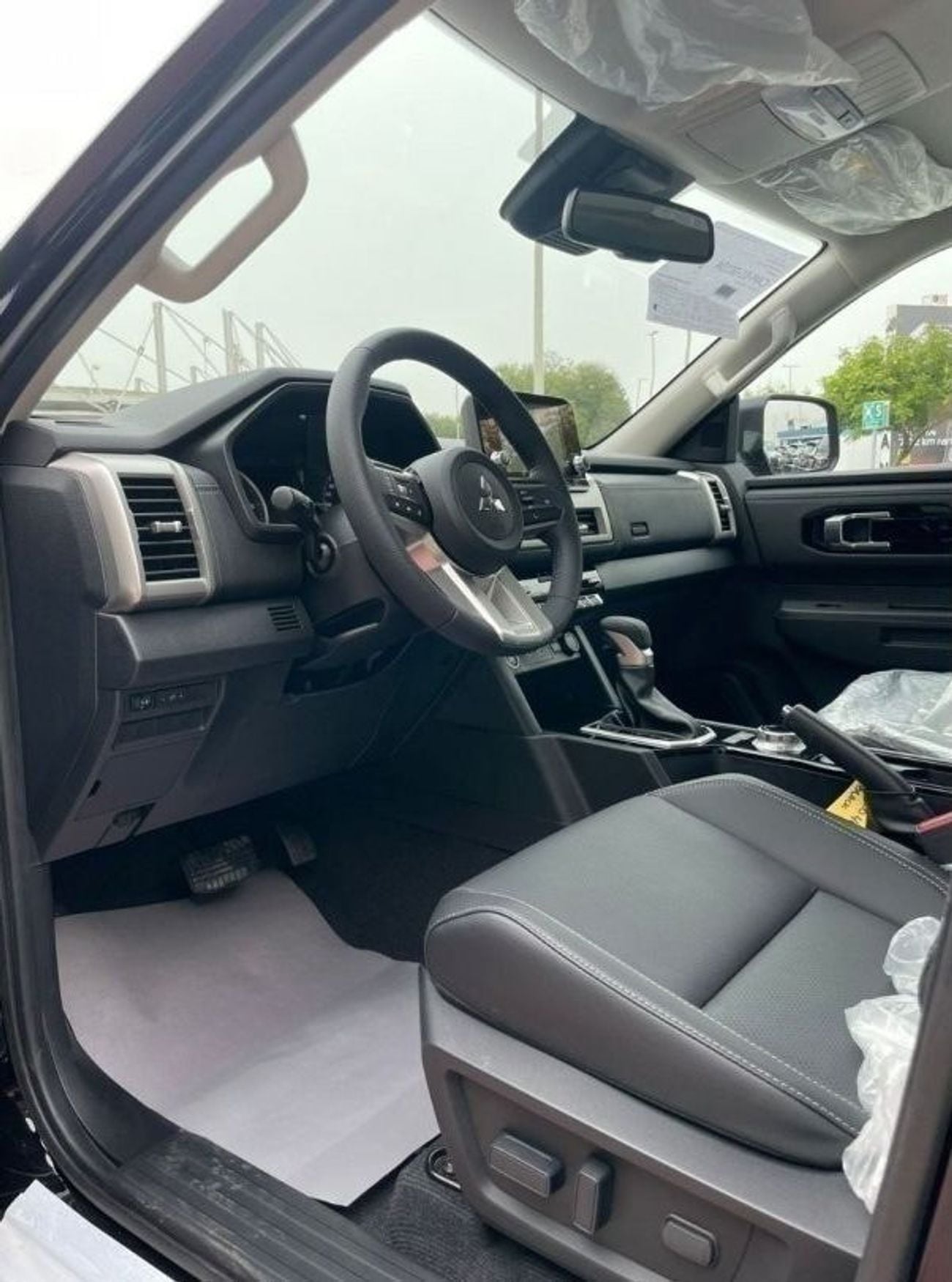 ميتسوبيشي L200 GL MITSUBISHI L200 SPORTERO 2.4L DIESEL FULL OPTION 2024
