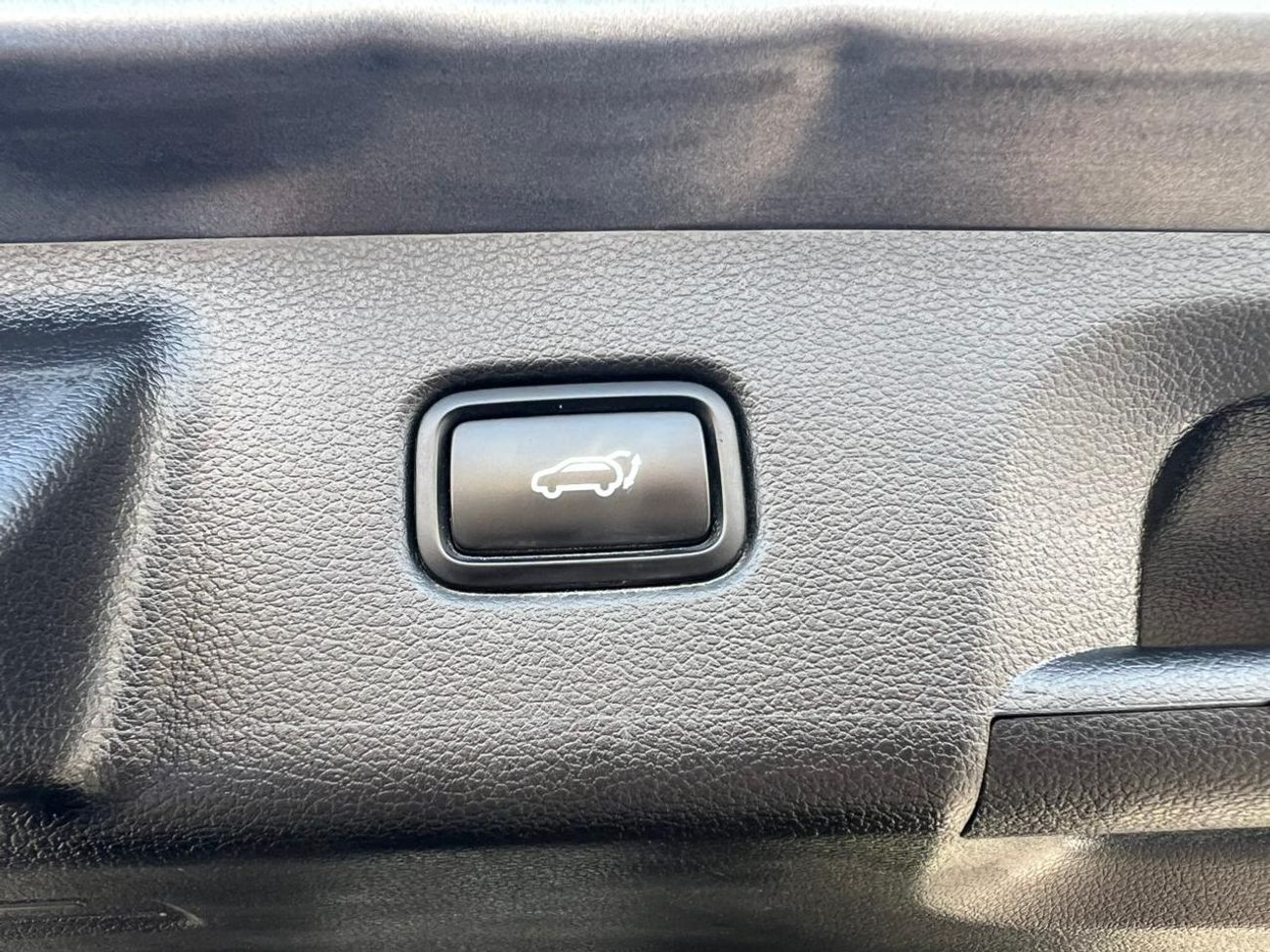 Hyundai Palisade 2022 HYUNDAI PALISADE SEL - 3.8L V6  -  SUNROOF - PUSH START - ELECTRIC & LEATHER SEATS - AUTO TRUNK