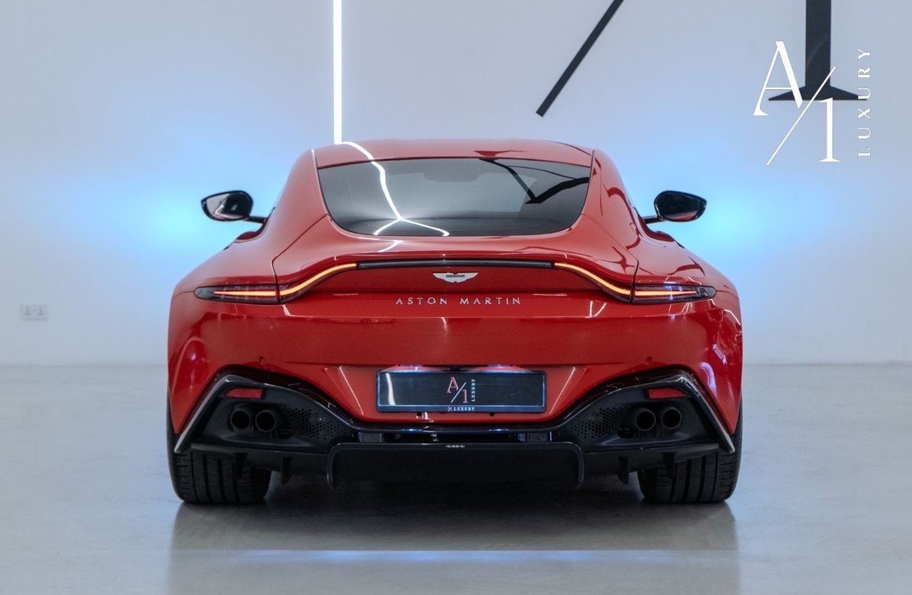 Aston Martin Vantage Std 4.0L 2022 Aston Martin Vantage, With Warranty  Service Contract, Fully Loaded, GCC Spec