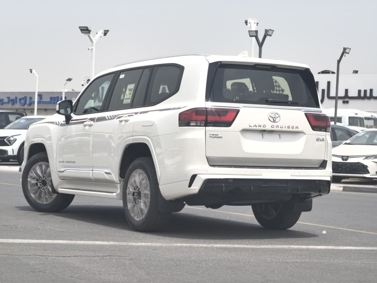 تويوتا لاند كروزر 2026 TOYOTA LAND CRUISER GXR 3.5L TWIN TURBO PETROL 5DOOR