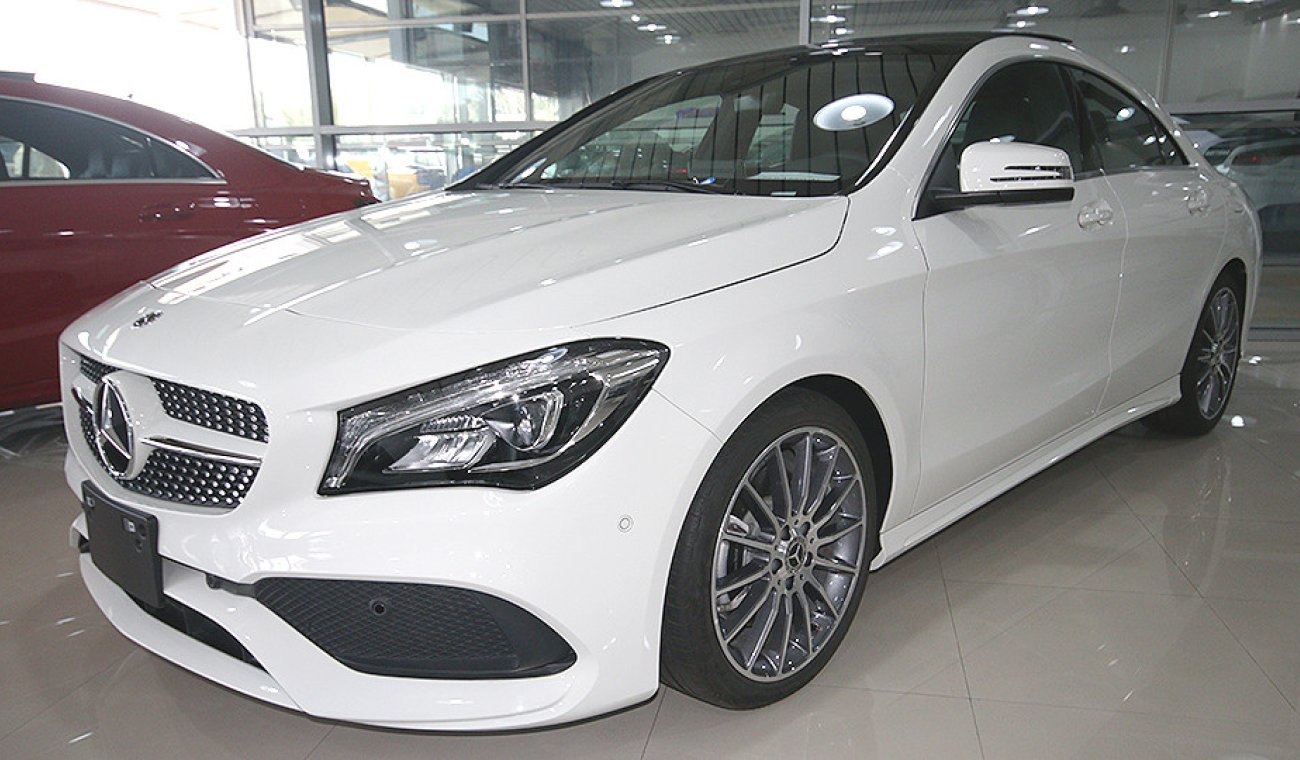 Mercedes-Benz CLA 250 I4 Turbo, GCC Specs with 2 Years Unlimited Mileage Warranty