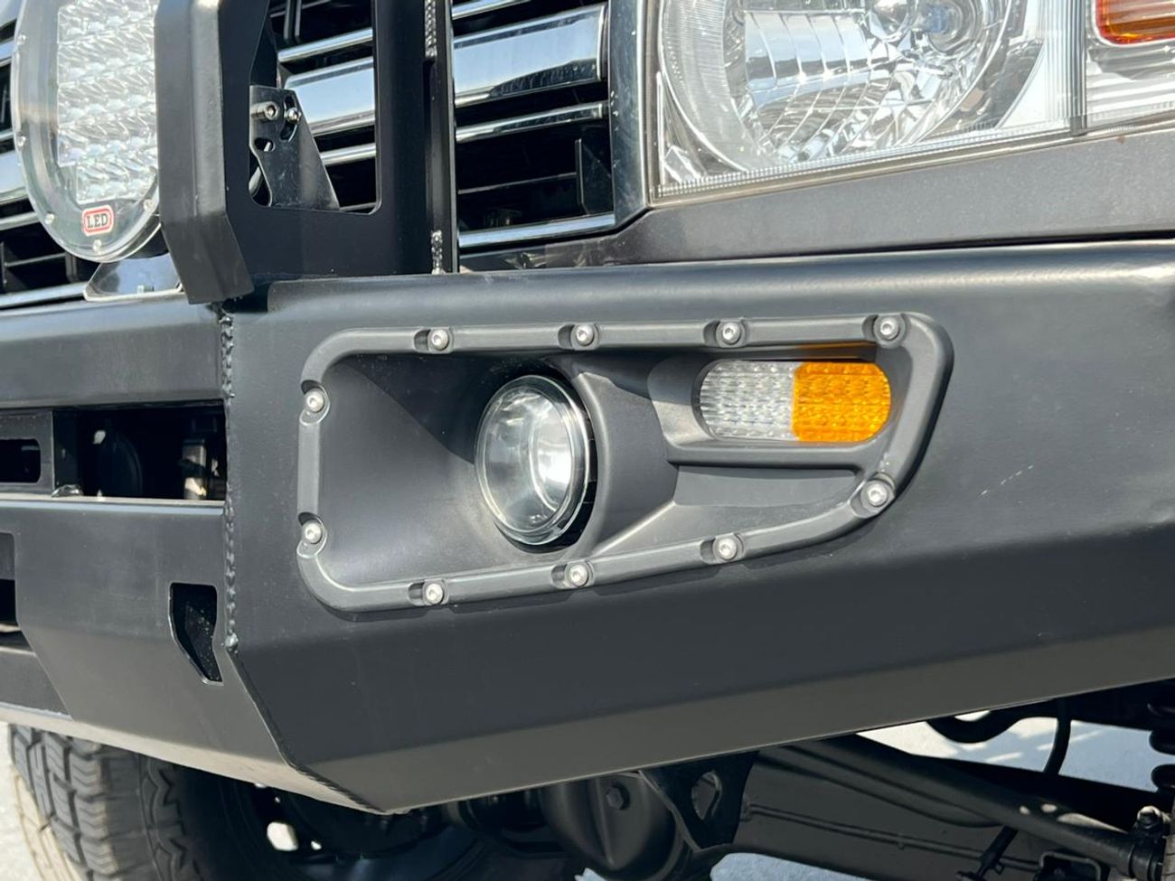 Toyota Land Cruiser Pick Up The Toyota Land Cruiser Pickup (specifically the 70 Series/LC79) is a legendary, heavy-duty 4WD work